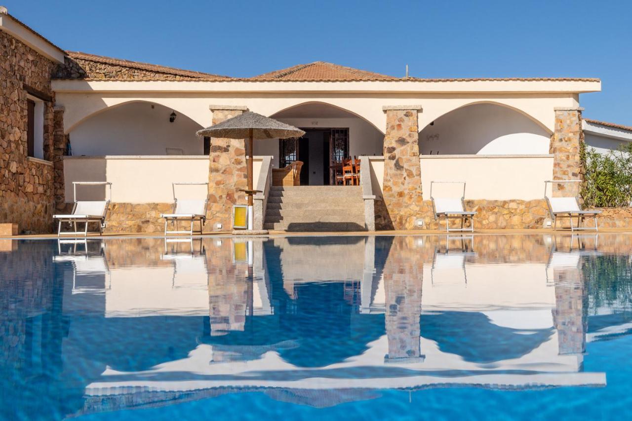Villa Antonina Порто-Ротондо Екстер'єр фото